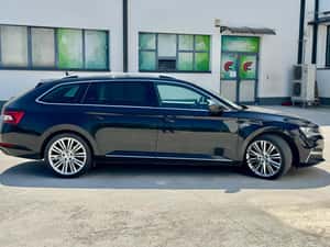 Skoda Superb 2021, Diesel, 105.000 km, Automată — miniatura 2
