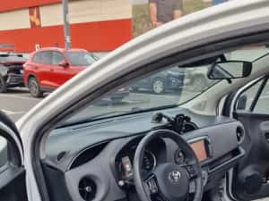 Toyota Yaris hibrid — miniatura 6
