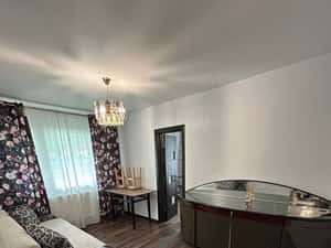 De inchiriat apartament cu 2 camere, recent renovat, mobilat si utilat — miniatura 4