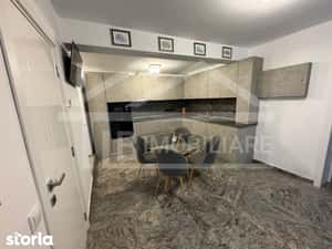 Apartament cu 2 camere, 65mp, Zona Ultracentral — miniatura 4