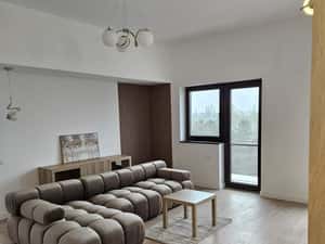 2 camere - Damaroaia - Petrom City — miniatura 6