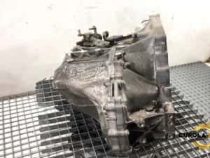 Cutie viteze manuală 6+1 2.0 D-4D 1AD-FTV XY9T-K Toyota Avensis 3 T2 — miniatura 8