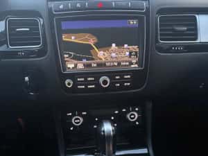Volkswagen Touareg R-Line / euro 6 / 2015 — miniatura 8