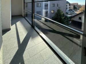 Închideri terase și balcoane cu sticlă securizată | Pergole retractabile și estimare rapidă online – Glassmart — miniatura 7
