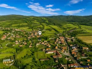 FILM! Domeniu de 6.221mp, livada pomi fructiferi+casa si anexe,Lemnia, Covasna — miniatura 1