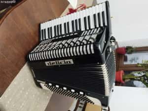 Acordeon Delicia Choral 23 120 Bași, 7 Registre + 5 Registre la bași ,In 4 Scaune — miniatura 3