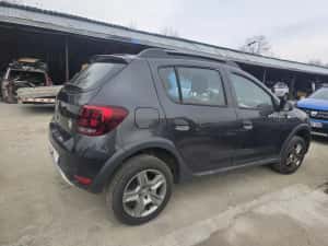 Dacia Sandero 2018 0.9 tce aer conditionat avariat lovit — miniatura 8