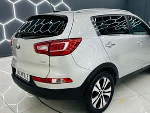 KIA SPORTAGE 2013, 214.000 km, Manuală, Diesel — miniatura 4