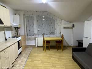 Ap 2 camere et. 3 zona Casa Somesana — miniatura 3