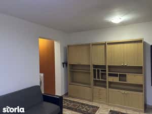 Ap 2 camere et. 3 zona Casa Somesana — miniatura 4