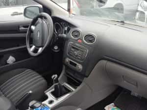 Dezmembrez Ford Focus 2 - 1.6 Benzina Din 2008 — miniatura 2