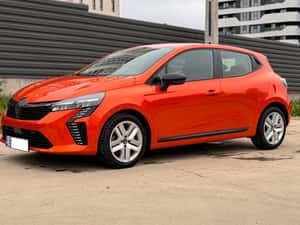 Renault Clio 2023, 64.200 km, 11.990 EUR