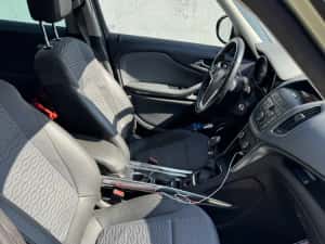 Opel Zafira  Tourer — miniatura 6