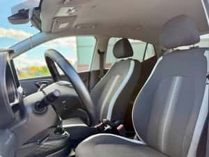HYUNDAI i10 1.0 67 CP MANUAL — miniatura 6