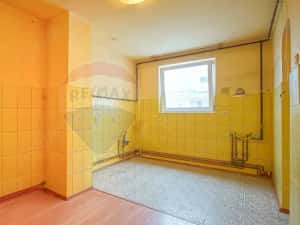 Apartament 3 camere – Cartier Astra, Brașov — miniatura 8