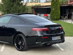 Mercedes-Benz E300 Coupe *AMG* *2021* *HYBRID* *258cp* *PANO* *BURMASTER* *ASSYST PLUS* *SUNET TOBE* *FULL* — miniatura 4