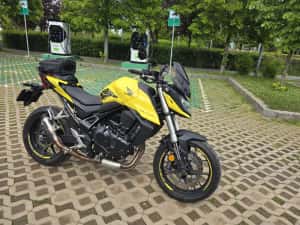 Honda hornet 750 2023 — miniatura 6