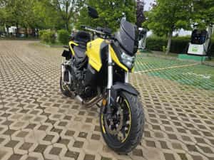 Honda hornet 750 2023 — miniatura 10