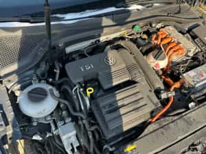 VW Golf 7 1,4 GTE 2016 plug in hybrid 204 cp AVARIAT eventual variante — miniatura 7
