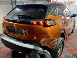 Peugeot 2008 GT 2022 1.2B 79.000km Avariat/Usor Avariat/Avariate — miniatura 5