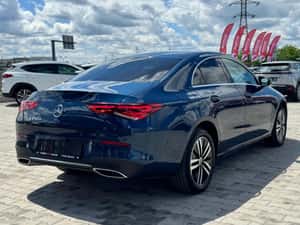 Mercedes-Benz CLA 250e Plug-in Hybrid — miniatura 6