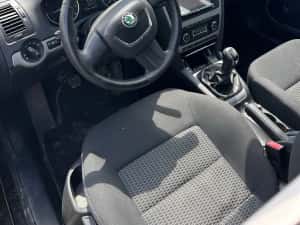 Usor avariat Skoda Octavia 2011 1.8TSi 160cp mici defecte — miniatura 5