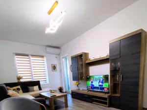 propietar, inchiriez apartament 2 camere,et1 ,Giroc, Aleea cu plopi — miniatura 5