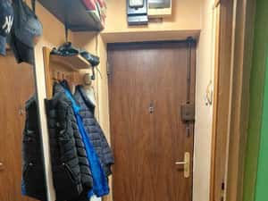 Vand apartament 2 camere Militari