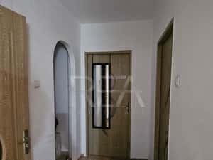 2 camere, et 8/10, 56mp, anvelopat-Gorjului