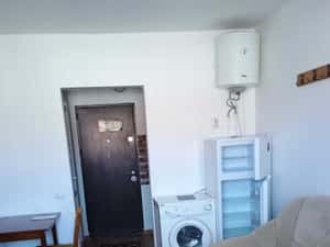 Garsoniera de inchiriat - DOAR termen lung - 240 Euro + garantie — miniatura 5