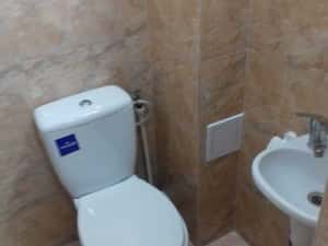 Garsoniera de inchiriat - DOAR termen lung - 240 Euro + garantie — miniatura 6