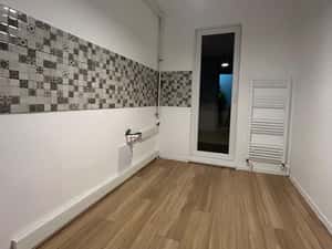 Apartament 2 cam, decomandat, renovat integral, balcon, zona ITC! — miniatura 5
