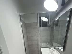 Apartament 2 cam, decomandat, renovat integral, balcon, zona ITC! — miniatura 6