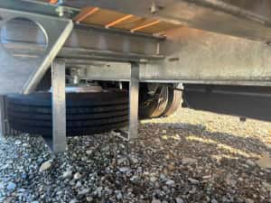 Remorca trailer fix 3 axe cu rampe transport utilaje Fliegl DTS 300 — miniatura 6