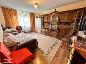 Apartament 3 camere decomandat, de vanzare, Tomesti — miniatura 2