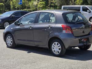 Toyota Yaris 1.0 Benzină – 2009 – Economică, fiabilă — miniatura 3