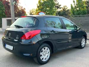 Peugeot 308 1.4 benzina 138.000 Km Reali Unic Propietar ! 207 — miniatura 4