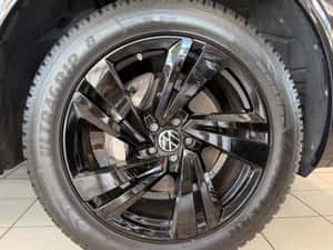Volkswagen Touareg Automată 231 HP Diesel — miniatura 4