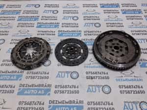 Volanta masa dubla 1.5 dci Nissan Qashqai 2012 — miniatura 3
