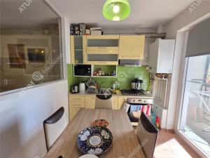 Apartament cu 2 camere si balcon in zona Calea Surii Mici din Sibiu — miniatura 4