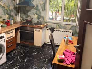 Apartament 4 camere zona Vitan Cazare Salariati — miniatura 3