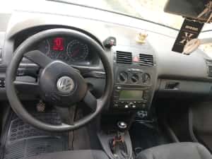 Wolkswagen Touran 1.9 — miniatura 7