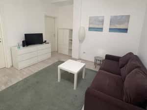 living plus 2 dormitoare mob si util complet bl nou 70 mp 650 euro