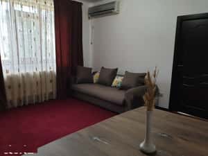 IASI – CENTRU- UMF- Inchiriere corp de casa cu 4 camere- zona centrala — miniatura 3