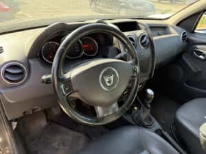 Dacia Duster Prestige * An 2014 * 1.2 benzina * Navi * Piele — miniatura 6
