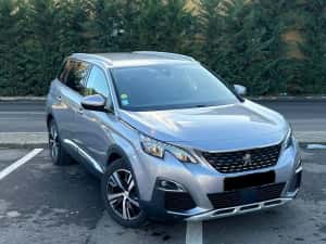 Peugeot 5008/An 2020/Diesel/Allure/Full extra — miniatura 2