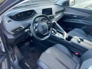 Peugeot 5008/An 2020/Diesel/Allure/Full extra — miniatura 9