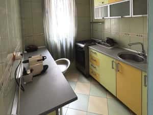 De inchiriat 2 camere 50 mp Bld Brancoveanu + parcare, 390 euro
