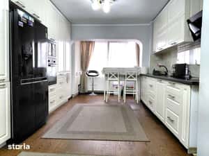 Baia Mare Ultracentral Vanzare | Apartament 4 camere etaj 2 — miniatura 4