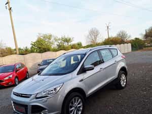 Ford Kuga Titanium MK2-2015 EURO 6 — miniatura 1
